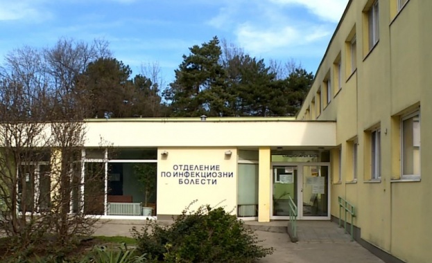 Пробите за коронавирус на двете жени приети в Инфекциозното отделение