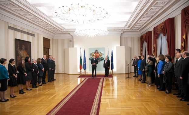 Държавният глава Румен Радев удостои посланика на Молдова у нас