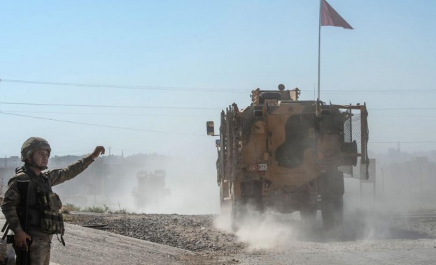 Турските военни които попаднаха под обстрела на сирийските войски на