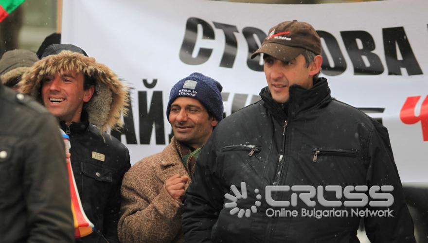 Протест на дърводобивни и дървопреработващи фирми пред Народното събрание 