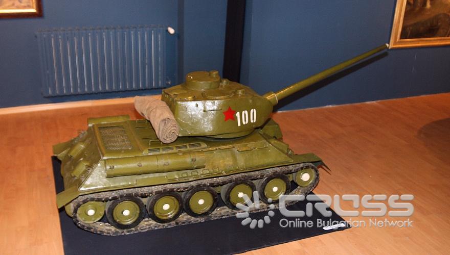 В Националния военноисторически музей беше представена изложбата „Съдби, белязани от войната", посветена на 65-та годишнина от Втората световна война.