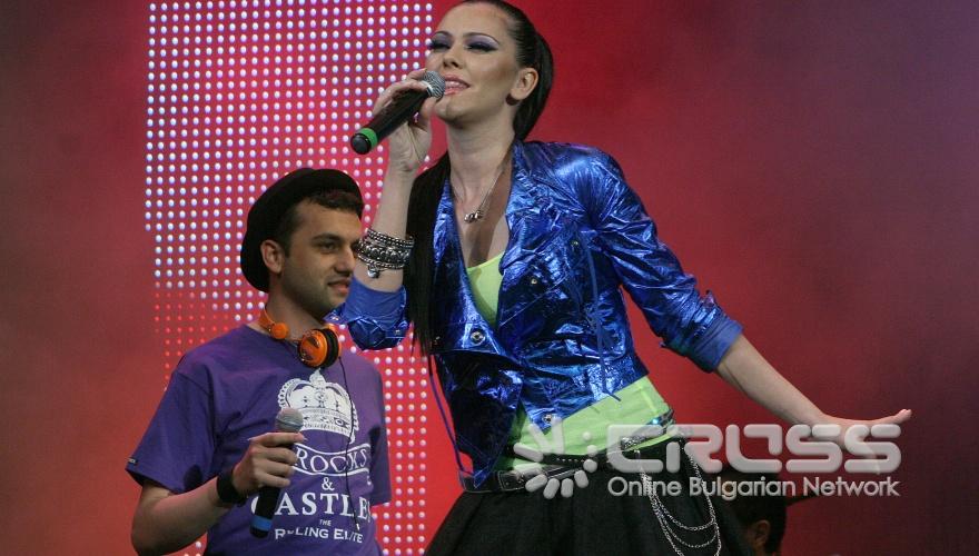 В чест на 24 май - Деня на славянската писменост, КНСБ организира в НДК празничен концерт-спектакъл,с участието на именити български изпълнители. 