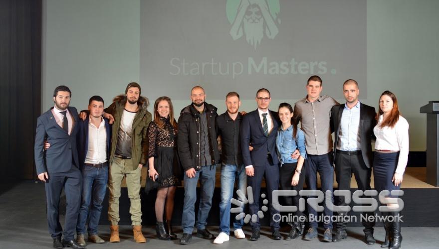 България е апетитен IT хъб с много възможности. Около тези думи се обединиха лекторите на провелата се в събота първа благотворителна IT конференция - BizzIT. Събитието събра повече от 400 млади хора желаещи да се запознаят с новостите в света на информационните технологии и възможностите за развитие в тази бурна среда. По време на събитието имаше дарителска кутия, както и благотворителен базар. Всички средства от тях, заедно със събраните чрез билети ще бъдат дарени за следващата операция на Любомир Еленков - младо момче борещо се всекидневно с детска церебрална парализа.
