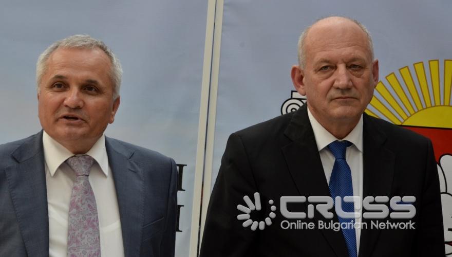 Откриване на изложба в РКИЦ, представяща инвестиционния потенциал на Крим