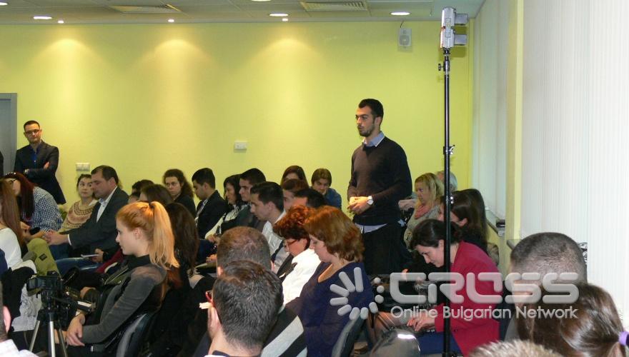 Татяна Дончева изнесе лекция на студенти