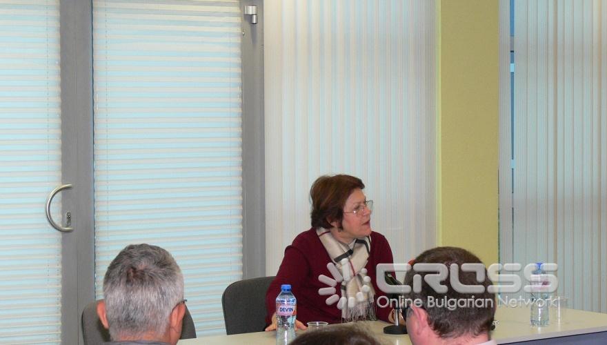 Татяна Дончева изнесе лекция на студенти