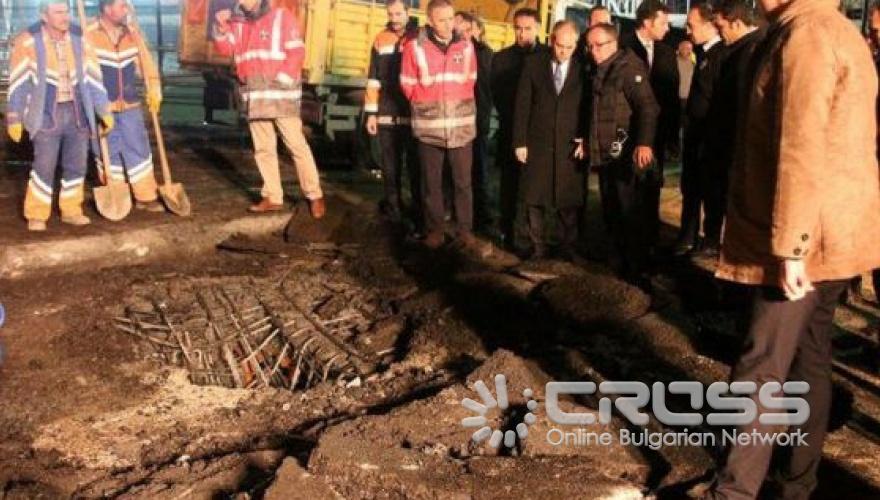 Атентатори убиха 29 души след мач на Бешикташ в Истанбул