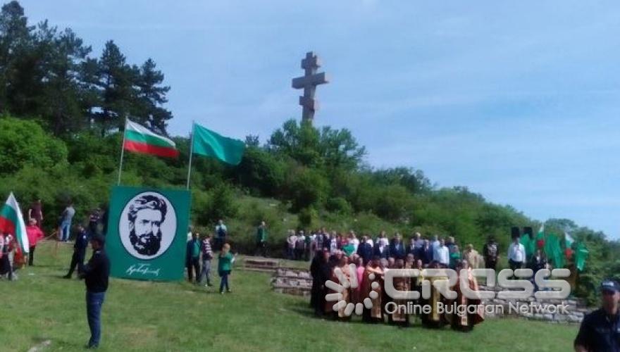 По традиция стотици се събраха на Околчица