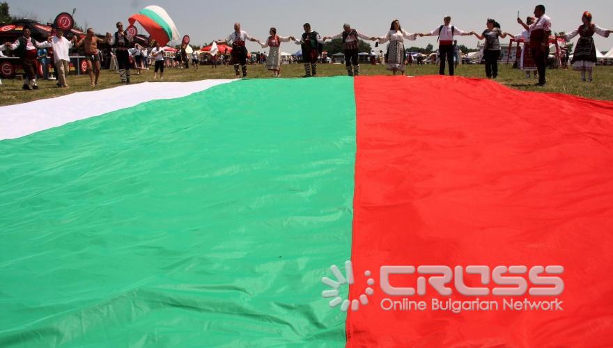 Най-голямата автентична българска сватба край Арбанаси