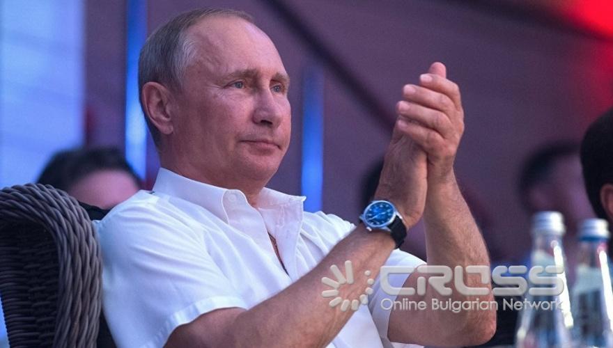 Путин бе официален гост на турнир по самбо в Сочи
