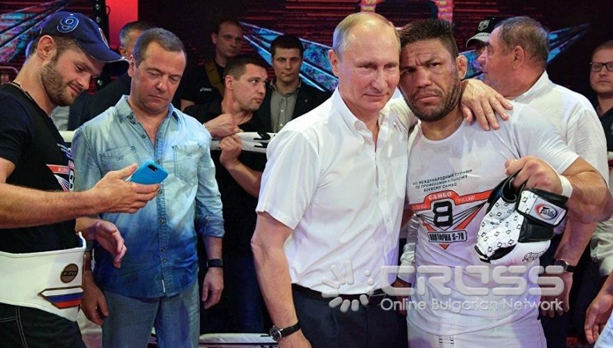 Путин бе официален гост на турнир по самбо в Сочи