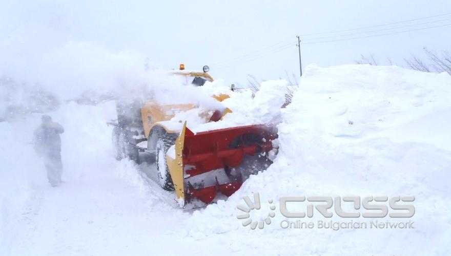 България в борба със снежния капан