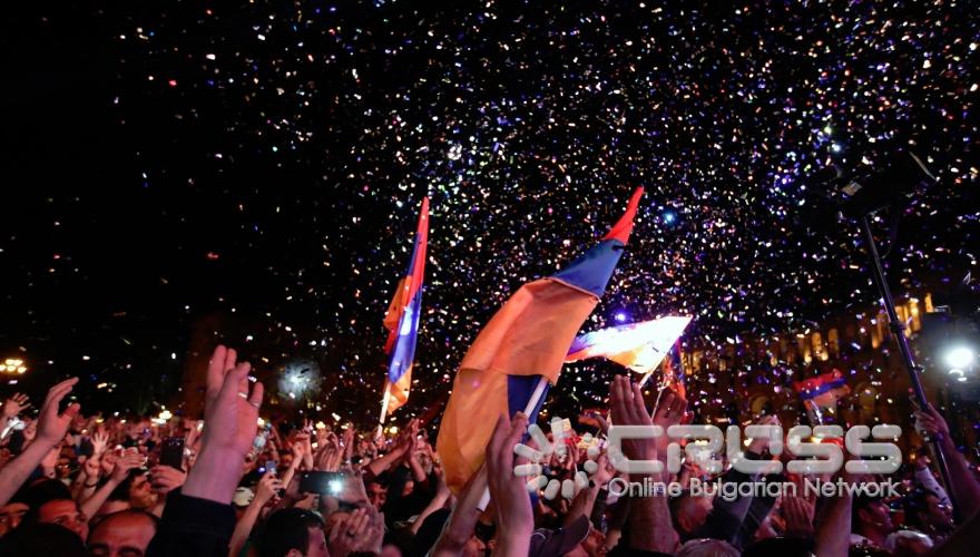 Протестите в Армения в няколко кадъра