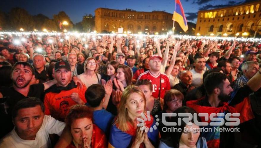 Протестите в Армения в няколко кадъра