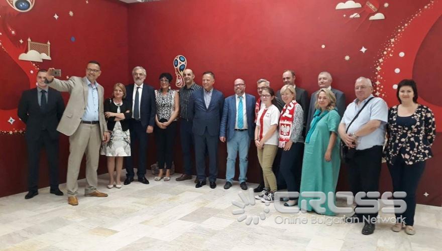 Откриване на Световното по футбол в РКИЦ
Снимки: РКИЦ