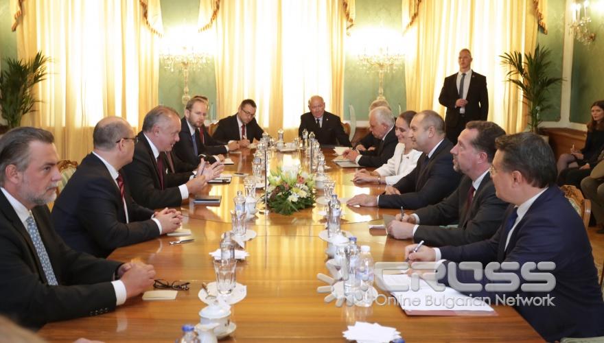 Румен Радев на посещение в Братислава