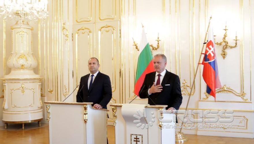 Румен Радев на посещение в Братислава