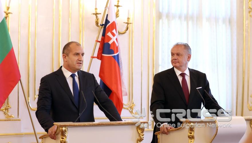 Румен Радев на посещение в Братислава