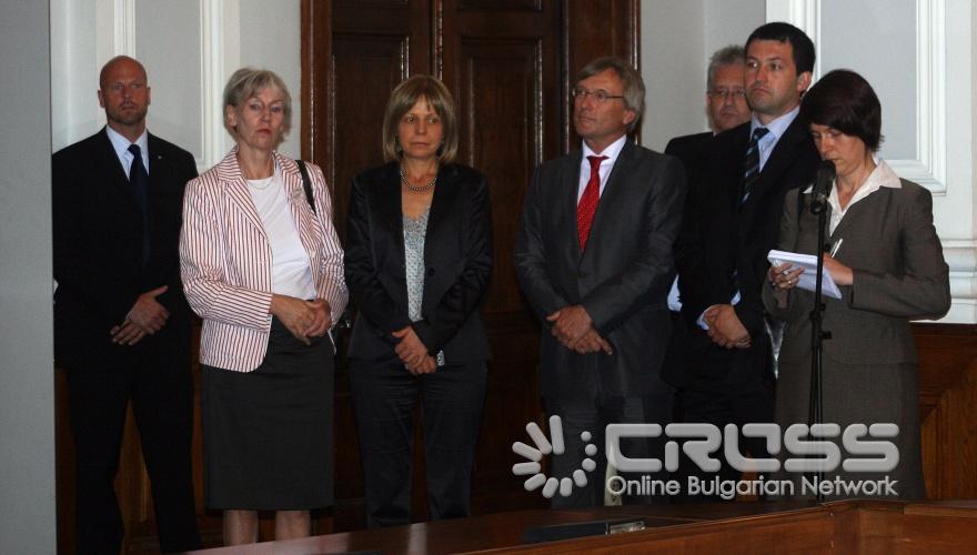 Днес,22 юли,в Гранитната зала на Министерски съвет се проведе брифинг след срещата на премиера Бойко Борисов с кмета на Берлин Клаус Воверайт. 