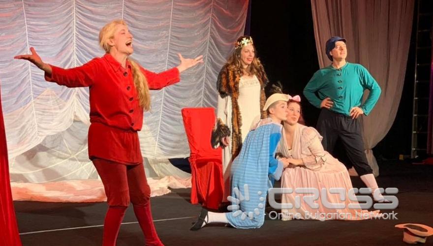 Коледен празник в Руския културно-информационен център