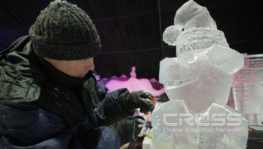 Фестивал на ледените скулптури ICE FANTASY-2019 в Санкт Петербург