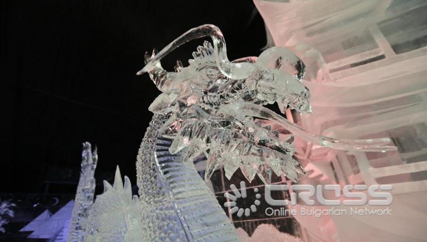 Фестивал на ледените скулптури ICE FANTASY-2019 в Санкт Петербург