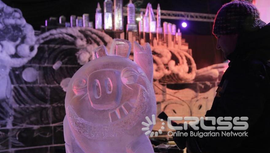 Фестивал на ледените скулптури ICE FANTASY-2019 в Санкт Петербург