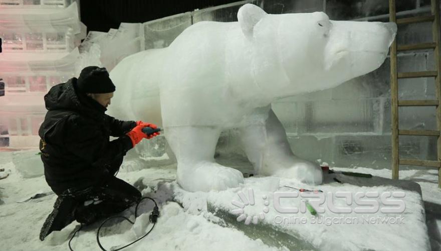 Фестивал на ледените скулптури ICE FANTASY-2019 в Санкт Петербург