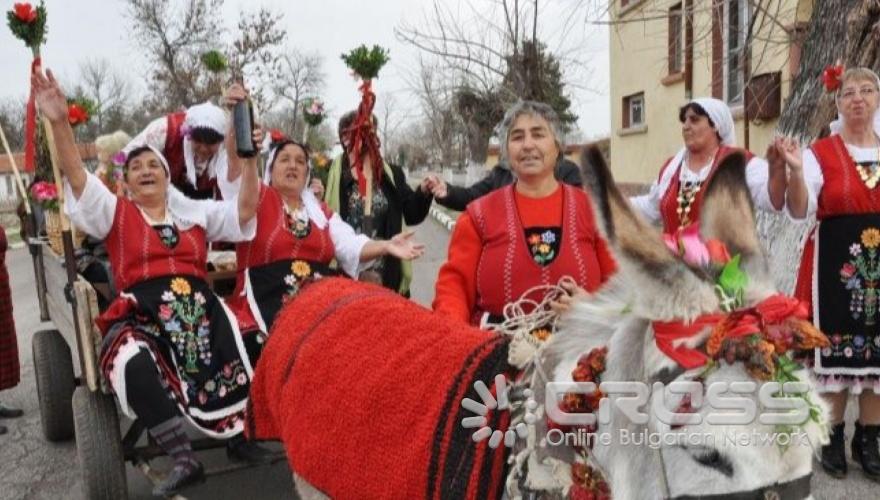 Бабинден - традициите са живи