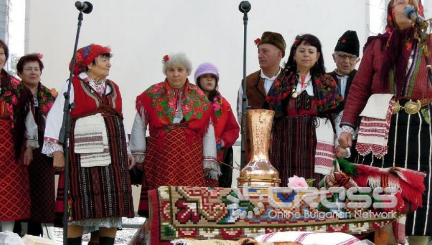 Бабинден - традициите са живи