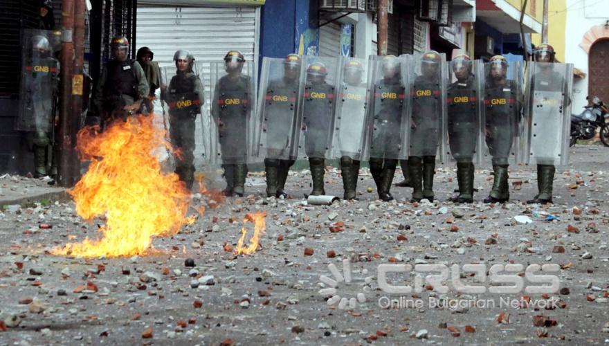 Масови безредици и преврат във Венесуела