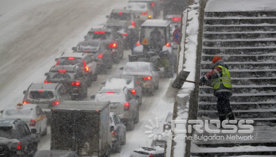 Най-обилният снеговалеж в Москва от 50 години насам