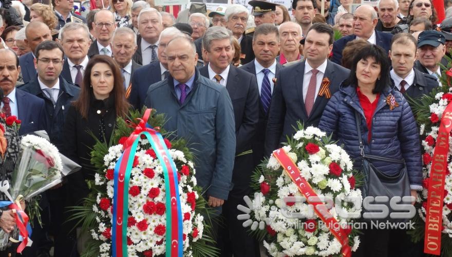 Паметник на Съветската армия в София 