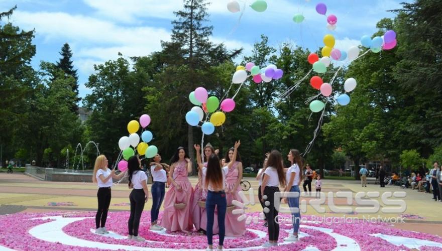 Facebook: Община Казанлък