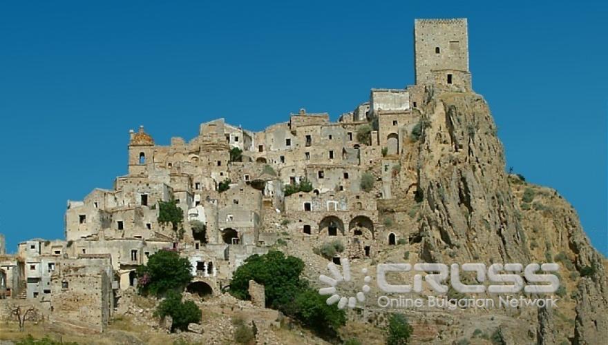 Крако, Италия