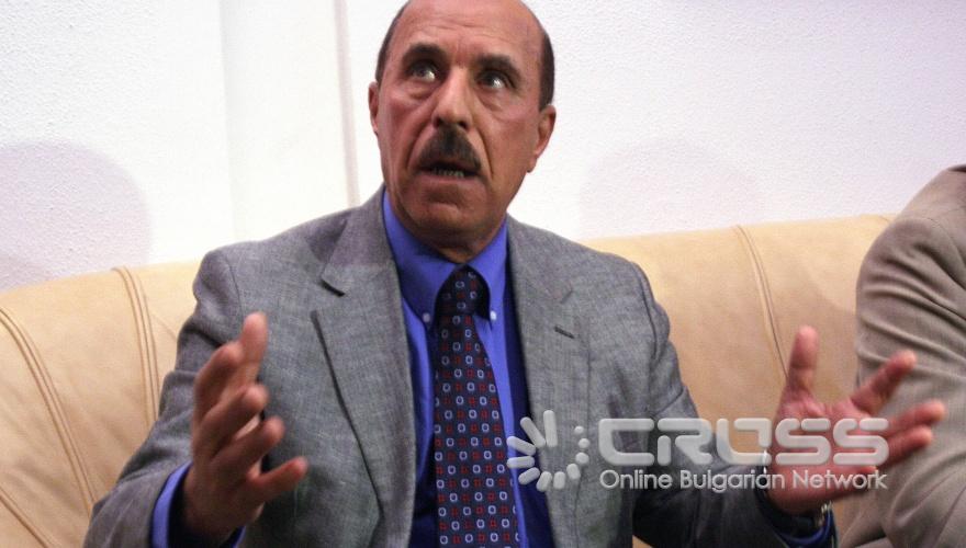 Днес,4 септември,в залата за пресконференции на ВИП-а на летище София Ануар Бадуан, съветник на консорциума Emirates Associated Business Group (EABG), изясни позицията на компанията относно проекта за изграждане на писта за Формула 1 у нас 