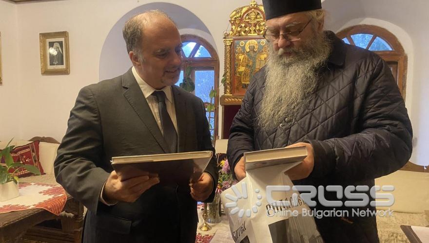 Министърът на културата Найден Тодоров се запозна с актуалното състояние на Рилския манастир