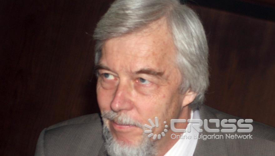 Днес,28 септември,в гранд хотел "Радисън", се проведе семинар "Българската индустрия и ЦЕРН". Семинарът беше открит от Председателя на Народното събрание на Република България Цецка Цачева 