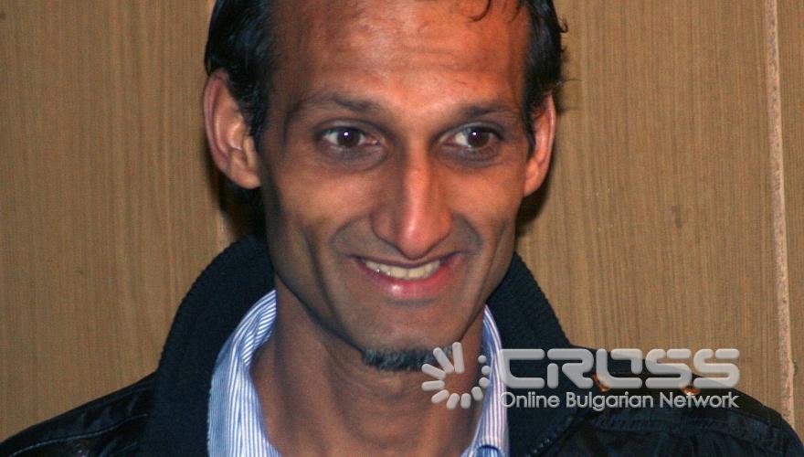 По повод съхранението и запазването на българския фолклор , Фолклорно радио „Менци", съвместно с именитите български народни певци Янка Rупкина, Васил Вълканов и Добрин Kоев проведоха форум с българи, милеещи за народното творчество. 