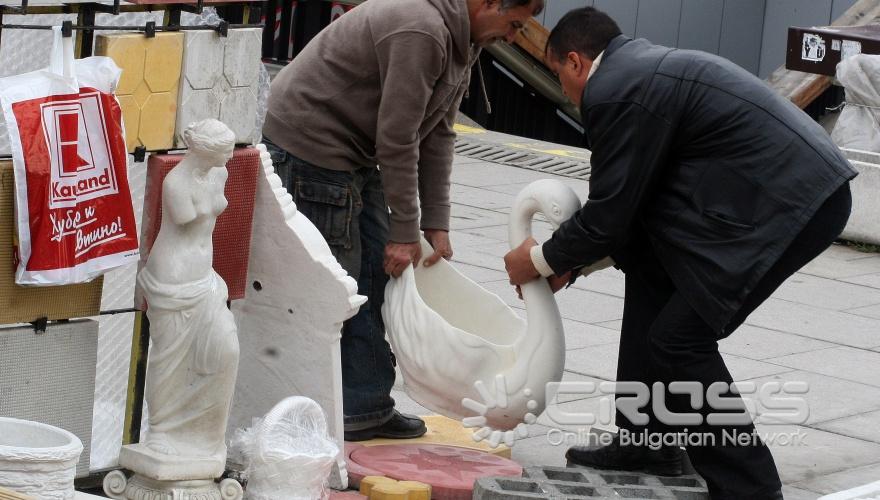 За една седмица под покрива на Националния дворец на културата изложението Стройко 2000 ще събере водещи фирми от строителния бранш. 