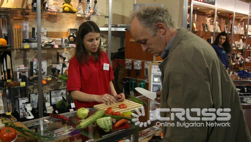 За една седмица под покрива на Националния дворец на културата изложението Стройко 2000 ще събере водещи фирми от строителния бранш. 