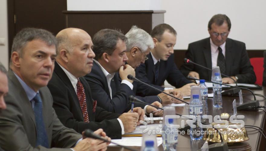 Днес,19 октомври,в голямата конферентна зала на Университета за национално и световно стопанство се проведе заседание на Съвета на ректорите на висшите училища в Република България 