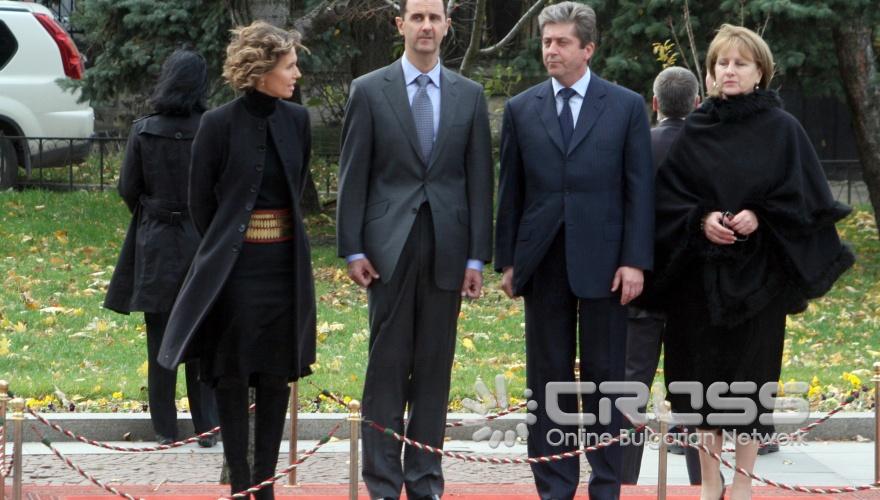 Днес,9 ноември,на площад "Св. Александър Невски" се проведе церемония по официалното посрещане на президента на Сирийската арабска република Башар ал Асад от президента Георги Първанов. 