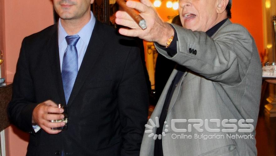 Днес 9 ноември,в Централния военен клуб в София се проведе VII церемония по връчването на наградите за журналистика "Черноризец Храбър" от Съюза на издателите в България.