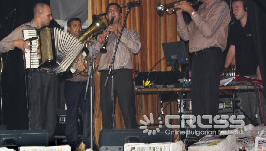 Днес 9 ноември,в Централния военен клуб в София се проведе VII церемония по връчването на наградите за журналистика "Черноризец Храбър" от Съюза на издателите в България.