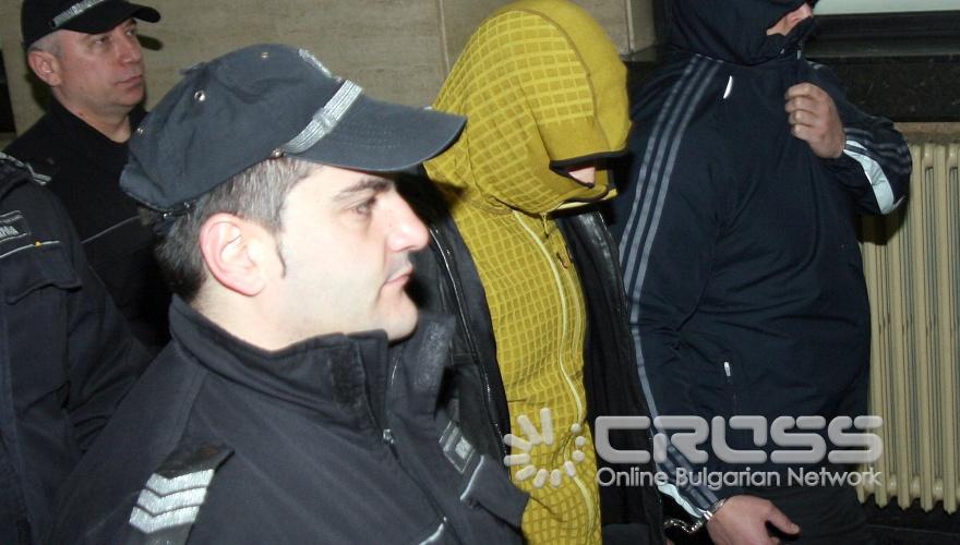 Днес,7 януари, състав на СГС гледа делото срещу групата на „Наглите". Обвиняемите са: Ивайло Евтимов, Прокопи Прокопиев, Даниел Димитров, Кирил Кирилов, Павел Петков, Любомир Димитров, Цветозар Славчев, Радослав Лебешковски, Митко Лебешковски. 