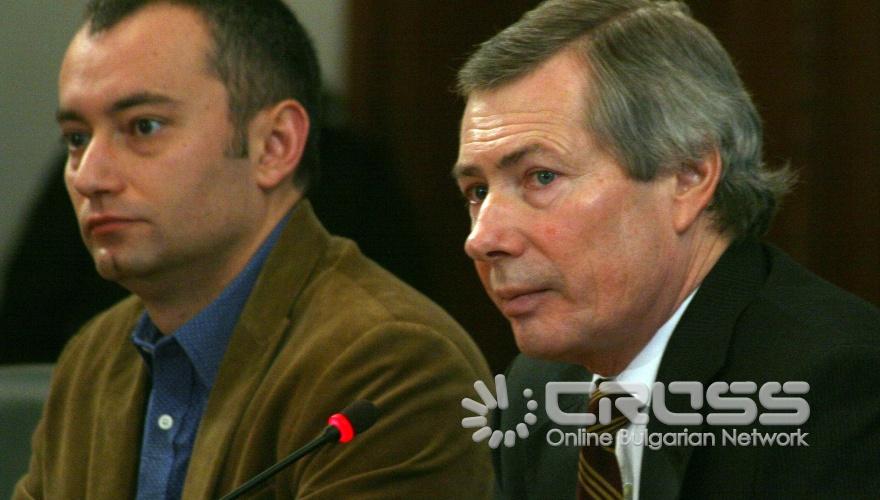 Днес,5 февруари,премиерът Бойко Борисов се срещна с посланика на САЩ Н.Пр. Джеймс Уорлик. Двамата дадоха съвместен брифинг за медиите по актуални теми. 