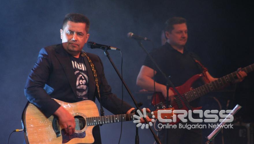 Празничен концерт на група ЛЮБЕ и Николай Расторгуев в
ДЕНЯ НА ПОБЕДАТА И ДЕНЯ НА ЕВРОПА се състоя днес,9 май в НДК