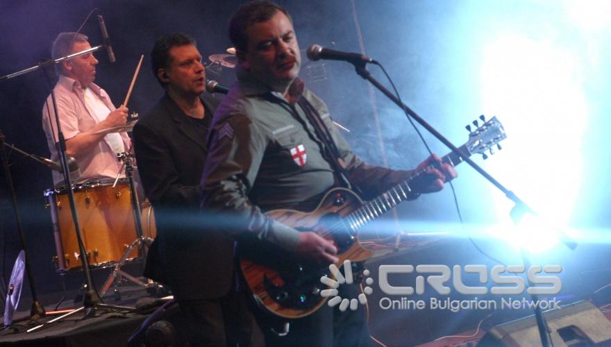 Празничен концерт на група ЛЮБЕ и Николай Расторгуев в
ДЕНЯ НА ПОБЕДАТА И ДЕНЯ НА ЕВРОПА се състоя днес,9 май в НДК