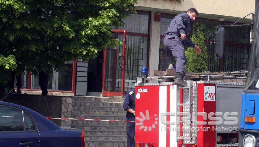 Банков трезор е бил разбит в София . Той е собственост на Райфайзен банк и се намира на ул. Джавахарлал Неру 46, в столичния квартал Люлин 6
